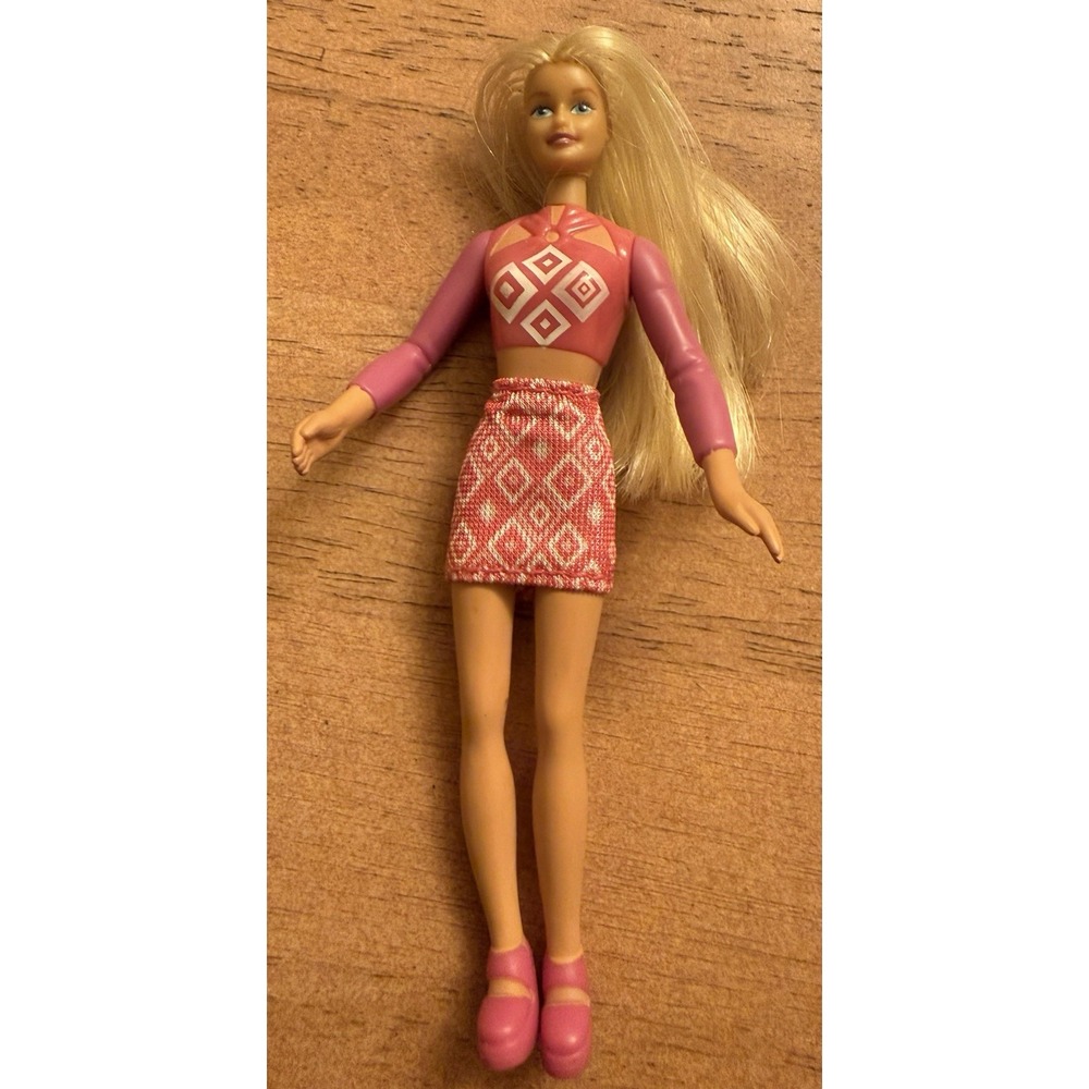 2002 McDonalds Barbie Fashion Photo Barbie 5" Tall